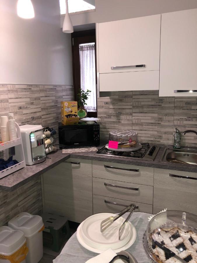 B&B Vittorio Emanuele 시로마리나 외부 사진